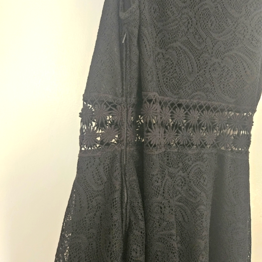 Wet Seal Black Sleeveless Crochet Lace Cut-out Dress 3X (size 14/16) - Picture 3 of 6